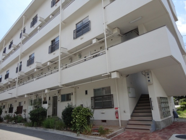 松が丘住宅14号棟
