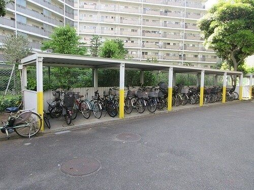 ファミリータウン東陽３号棟（Ｉ棟）の駐車場