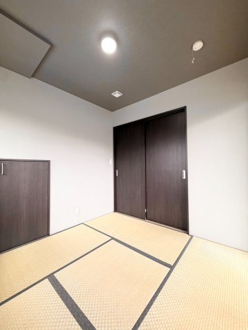 北足立郡伊奈町内宿台5丁目　中古戸建の和室|和室があると、家にあたたかい雰囲気が生まれます