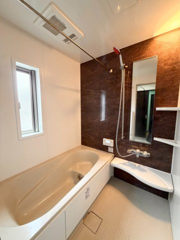 北足立郡伊奈町内宿台5丁目　中古戸建の浴室|お風呂です