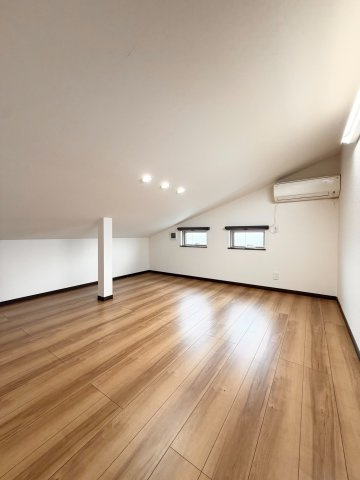 北足立郡伊奈町内宿台5丁目　中古戸建の収納|屋根裏収納です
