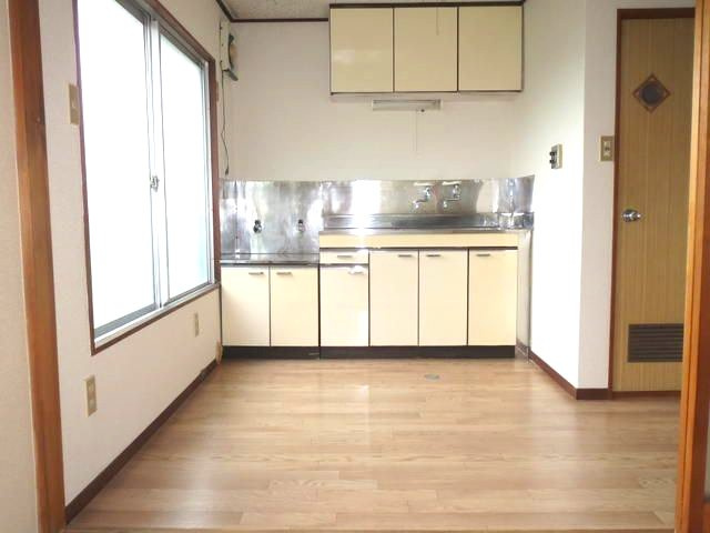 第８幸保マンションのキッチン