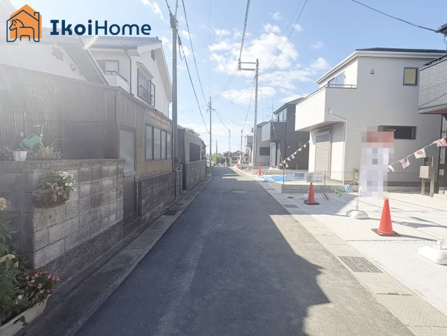 神戸市西区竜が岡1丁目　全8棟　4号棟　新築戸建の前面道路含む現地写真|【ホームページに現地動画掲載中】●年中無休：当日予約可●小・中学校徒歩15分圏内で通学に便利な立地！