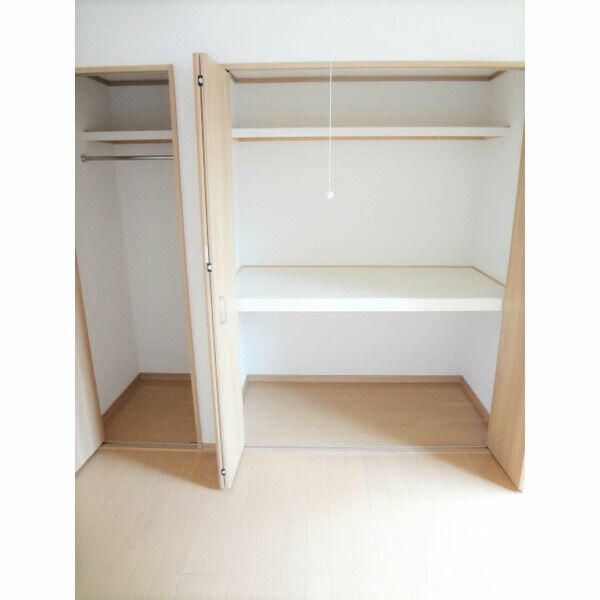 堀井様貸家の収納