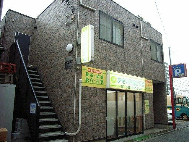 横浜市緑区鴨居１丁目のアパートの外観