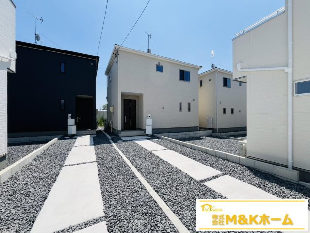 知多市新舞子字神田　全6棟　4号棟の前面道路含む現地写真|駐車スペースあり！！