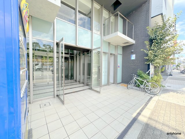 エステムプラザ難波EASTⅡブレスト　仲介手数料無料のエントランス