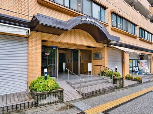 ライオンズプラザお茶の水のエントランス