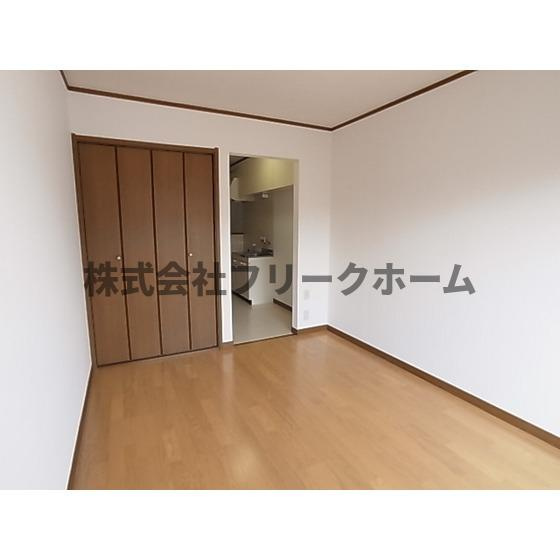 武蔵野市吉祥寺本町４丁目のアパートの寝室