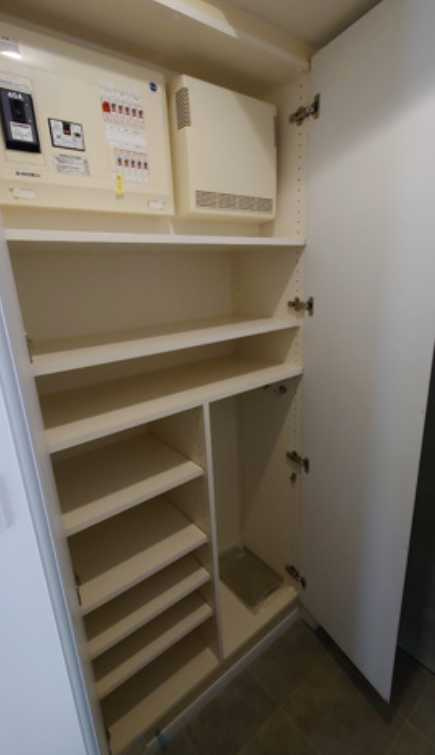 プラウドフラット三軒茶屋Ⅱ　ペット相談　ネット無料　リフォームの収納