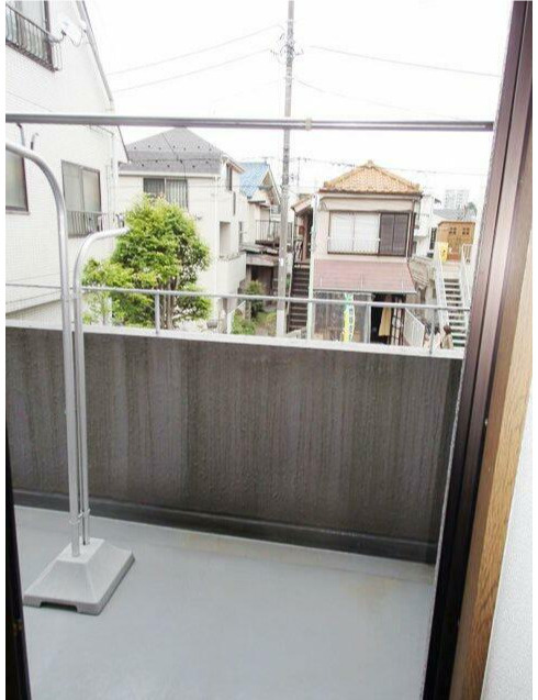 杉並区西荻北４丁目の賃貸マンションのバルコニー