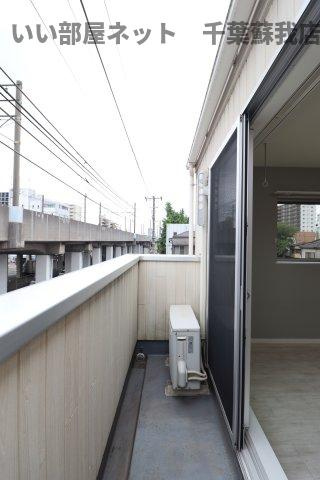 Casa Short Bangのバルコニー|お洗濯にも便利なバルコニー付き