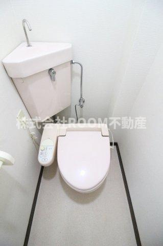 コーポカトレアのトイレ|落ち着いたトイレです