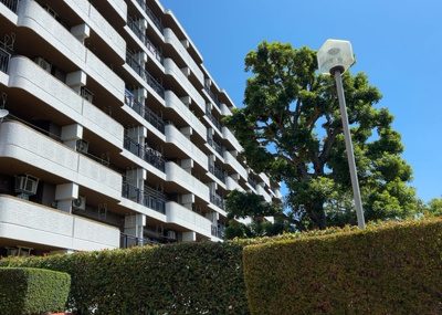 【構造・工法・仕様】 | グリーンコープ鹿島 | ＲＣ造、Reinforced Concreteは直訳すると補強されたコンクリートです。主に柱や梁・床・壁が鉄筋とコンクリートで構成おり、鉄筋を組んだ型枠にコンクリートを流し込んで固めたものを指します。