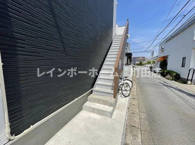 サウステラス ※初期費用分割後払いサービス利用可能物件のエントランス