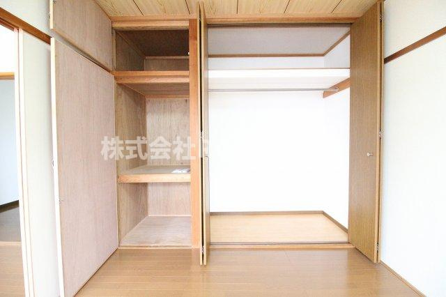 コーポカトレアの収納|小物を収納するのに便利です
