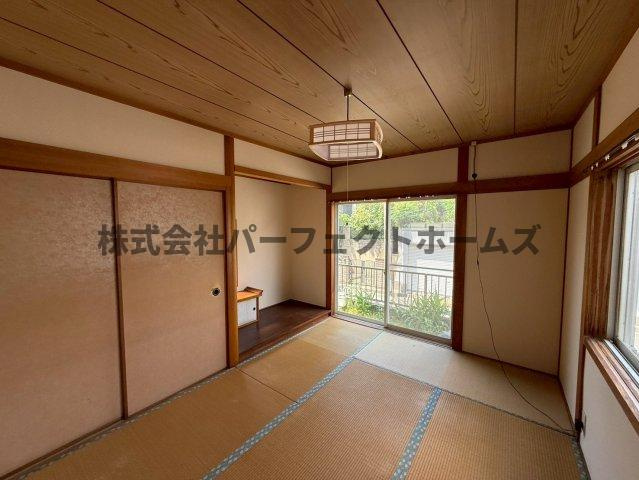 招提中町戸建　賃貸の和室|フローリングだけでなく、和室もあります