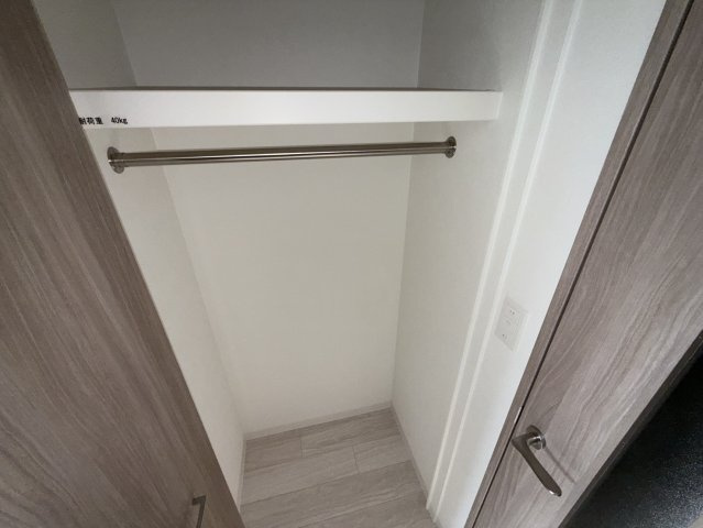 プレサンス神戸水木通ルミエスの収納|同物件別部屋写真