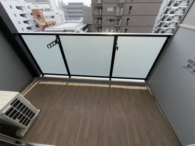 プレサンス神戸水木通ルミエスのバルコニー|同物件別部屋写真