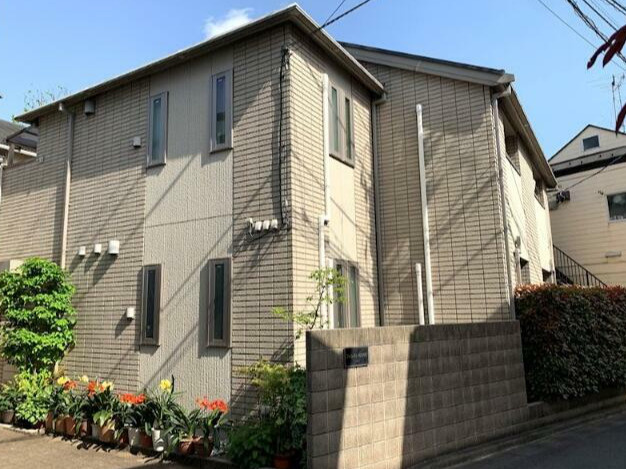 中野区松が丘２丁目のアパート