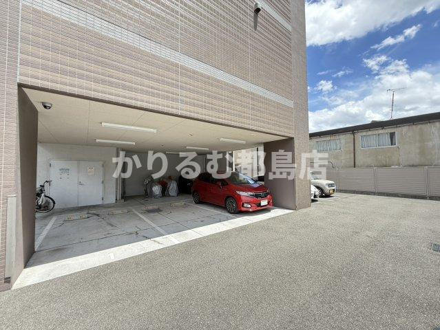 Premier Stage都島高倉町の駐車場