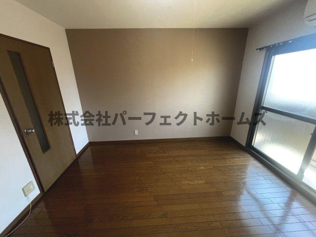 ルナコートの居間・リビング|ゆったりとした居間です