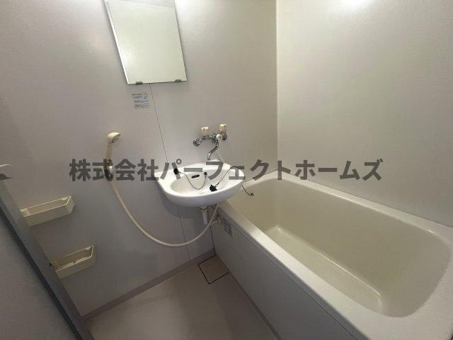 ルナコートの浴室|落ち着いた空間のお風呂です