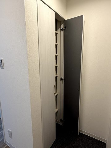 ジーメゾン明石東二見の収納