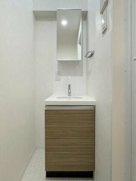 ＣＯＣＯＣＵＢＥ東日暮里の洗面所