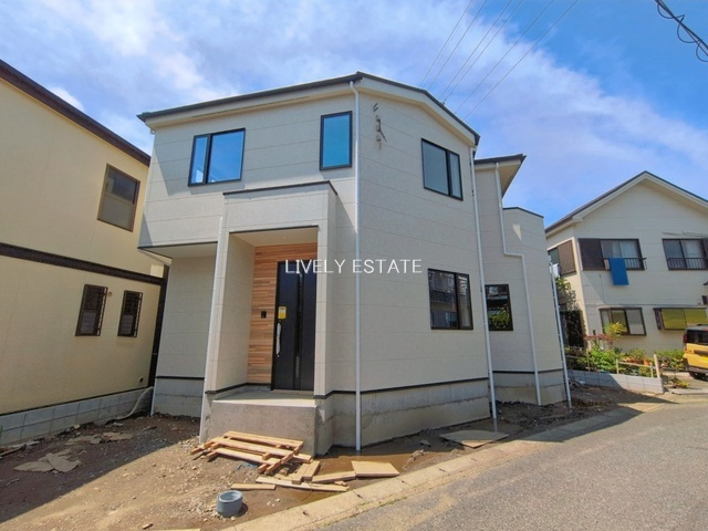 草加市新里町 新築分譲住宅