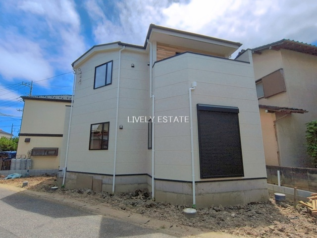 草加市新里町 新築分譲住宅の外観