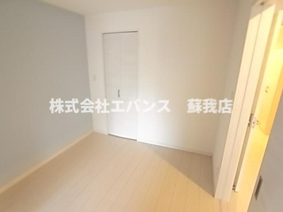 【寝室】 | ミリアビタ大森台 | 広くて明るい寝室