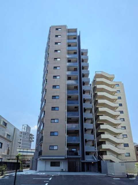 グレーシアフィット三軒茶屋　築浅　ペット相談　最上階の外観