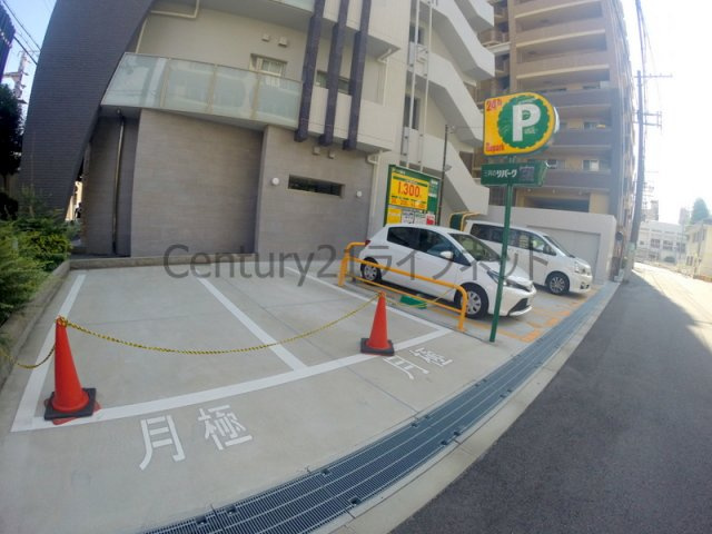 【駐車場】 | LaSante梅田北