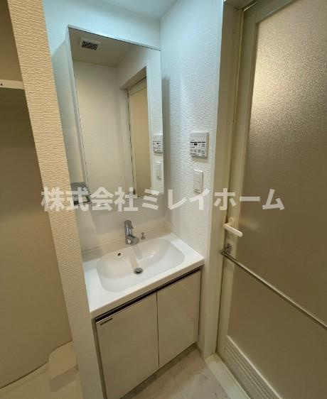 クレイシアIDZ蒲田の洗面所