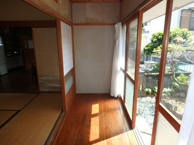 S1789R　立野温泉付き貸家の内装