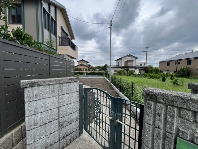 ◎藤沢市宮原　中古戸建◎の玄関|玄関門扉付き◇◇