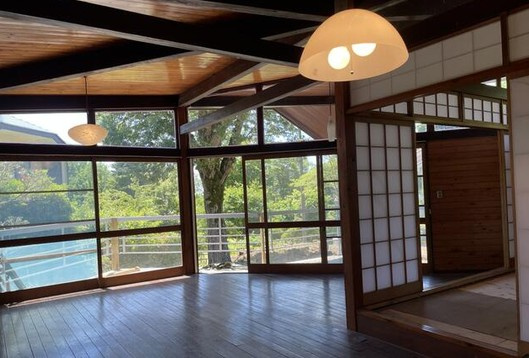 【居間・リビング】 | 大室高原別荘地　戸建