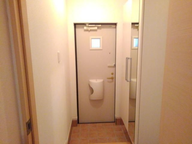 アメニティーＣの玄関