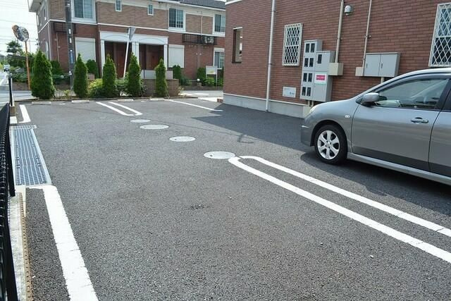 アメニティーＣの駐車場