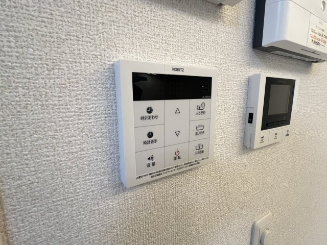 【設備】 | Ｃｏｃｏｏｎｉａ | 給湯器リモコンです
