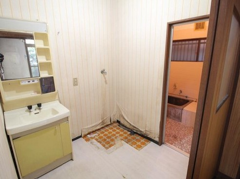 伏見区深草大亀谷東安信町の洗面所