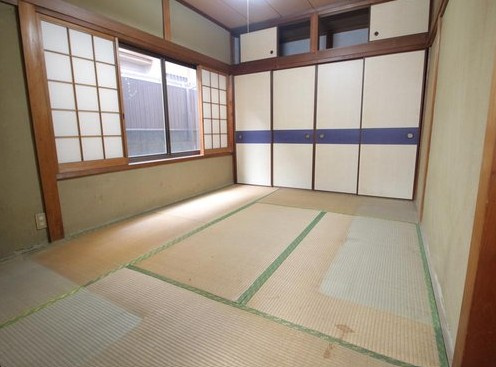 伏見区深草大亀谷東安信町の和室
