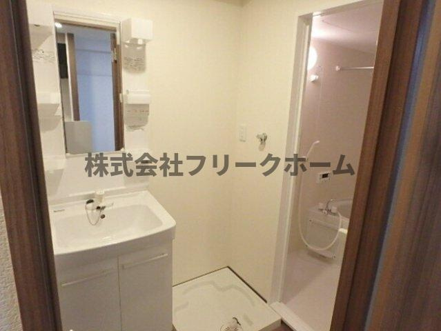 三鷹市上連雀６丁目の賃貸マンションの洗面所