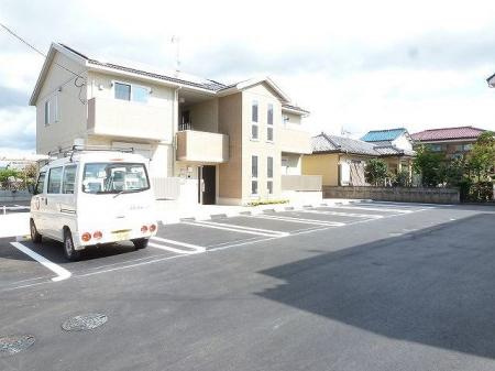 casa　Ysの駐車場