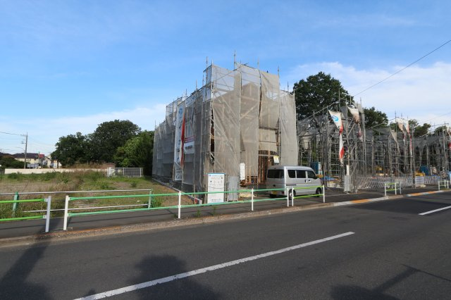 【GARBOCITY】小平回田町全10区画　残６棟の外観|充実の設備・仕様：浴室乾燥機・浴室TV・室内物干し・Low-Eペアガラス・など