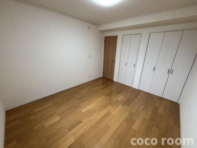 フォレストメゾン　和の洋室
