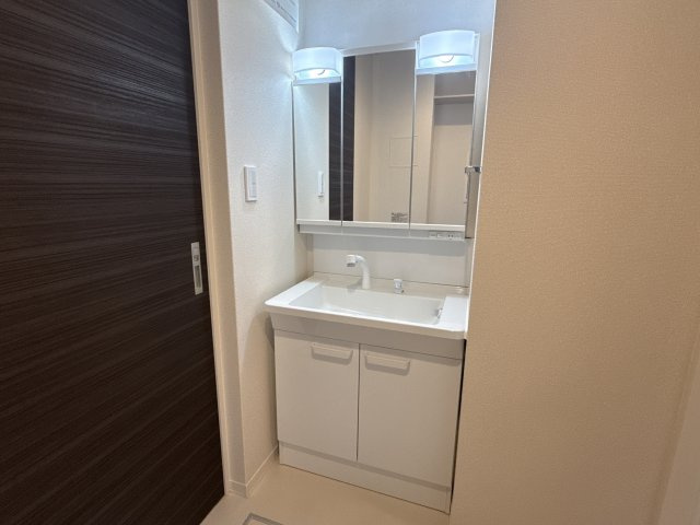 シャーメゾン北条の洗面所