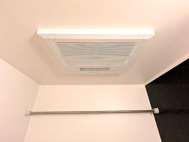ライトハウス元浅草の設備|浴室換気乾燥機、24時間換気システム