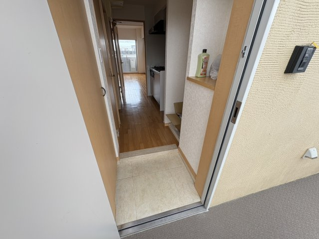 ザ・ヒルズ・市川の玄関